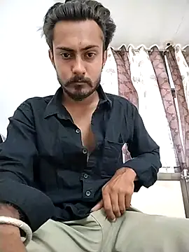 Snapshot of Instant_charger@xh chatting on 04/05/26, 06:42 Instant chargerxh online show from 04/05/26, 06:42