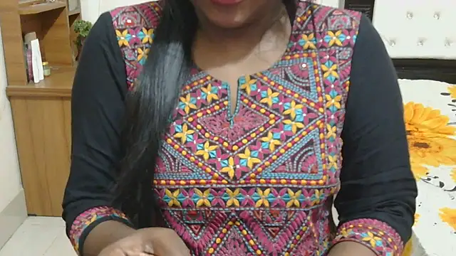 esita 1212 online show from 12/18/25, 02:38