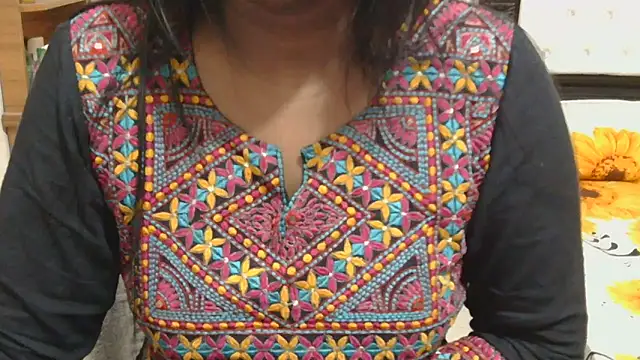 esita 1212 online show from 12/01/25, 02:34