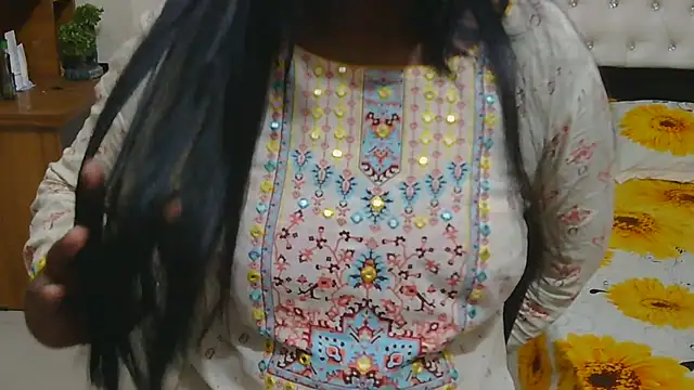 esita 1212 online show from 10/21/25, 12:21