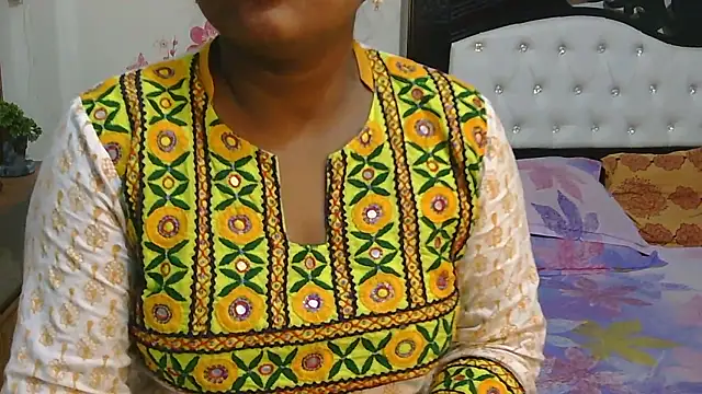 esita 1212 online show from 01/11/26, 02:40