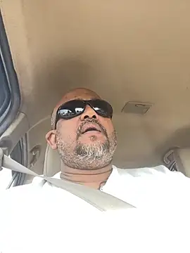 Dick 6inches online show from 02/15/26, 05:30