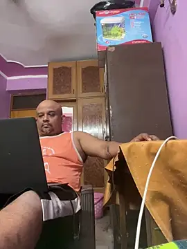 Dick 6inches online show from 05/03/26, 10:31