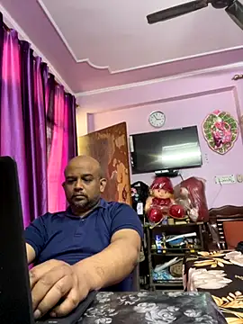 Snapshot of Dick_6inches chatting on 11/15/25, 09:24 Dick 6inches online show from 11/15/25, 09:24