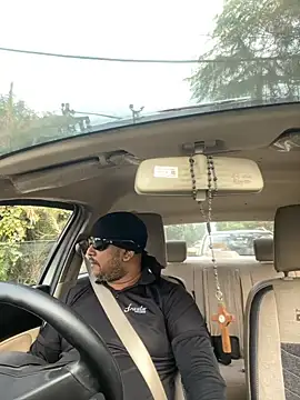 Snapshot of Dick_6inches chatting on 11/04/25, 04:27 Dick 6inches online show from 11/04/25, 04:27