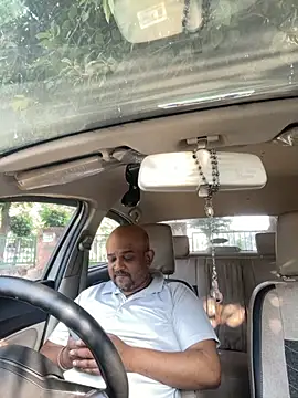 Snapshot of Dick_6inches chatting on 10/26/25, 03:29 Dick 6inches online show from 10/26/25, 03:29