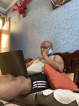 Dick 6inches online show from 04/10/26, 11:39