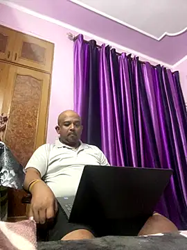 Dick 6inches online show from 10/12/25, 03:35