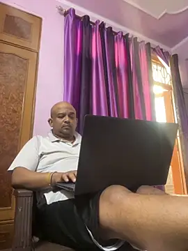 Dick 6inches online show from 10/11/25, 03:07