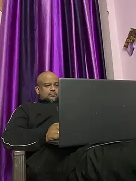 Dick 6inches online show from 02/06/26, 03:41