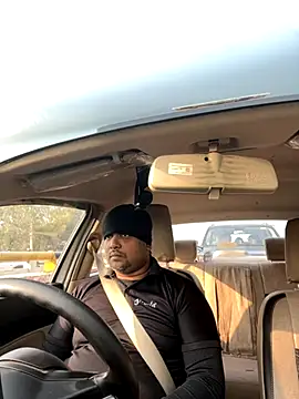 Snapshot of Dick_6inches chatting on 11/18/25, 03:32 Dick 6inches online show from 11/18/25, 03:32