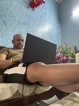 Dick 6inches online show from 02/26/26, 02:55