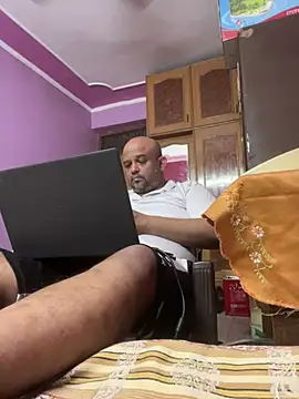 Dick 6inches online show from 07/04/26, 04:52