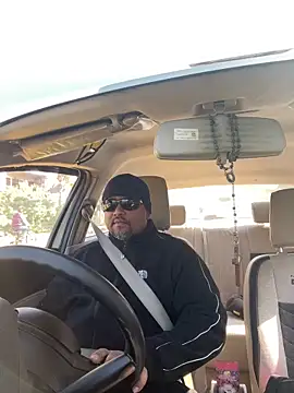 Dick 6inches online show from 02/05/26, 04:41