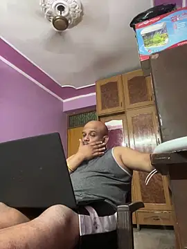 Dick 6inches online show from 04/15/26, 02:54