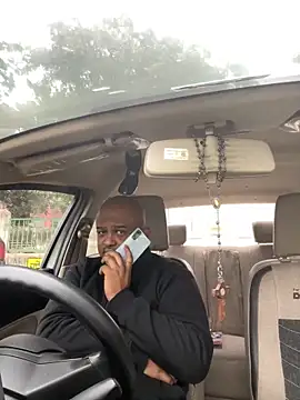 Dick 6inches online show from 12/21/25, 03:41