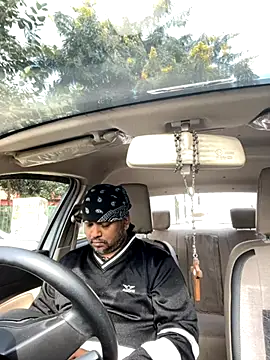 Snapshot of Dick_6inches chatting on 11/30/25, 05:19 Dick 6inches online show from 11/30/25, 05:19