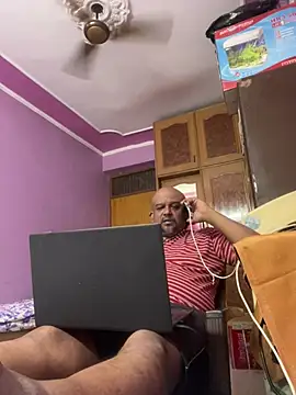 Dick 6inches online show from 06/17/26, 07:52