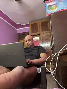 Dick 6inches online show from 04/05/26, 05:25