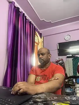 Dick 6inches online show from 10/09/25, 01:50