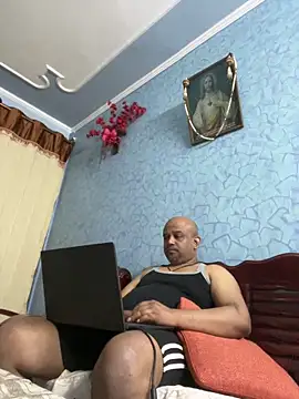 Dick 6inches online show from 04/08/26, 12:12