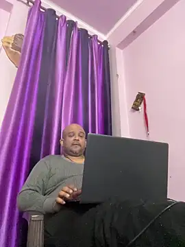 Dick 6inches online show from 01/06/26, 07:01