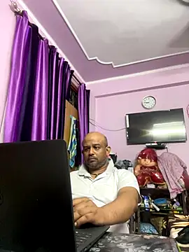 Snapshot of Dick_6inches chatting on 11/03/25, 03:15 Dick 6inches online show from 11/03/25, 03:15