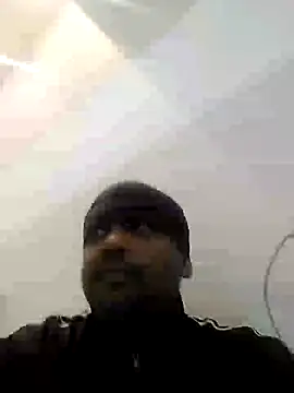 Dick 6inches online show from 02/05/25, 02:37