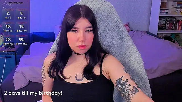 Snapshot of kellyharris chatting on 02/26/25, 04:38 kellyharris online show from 02/26/25, 04:38