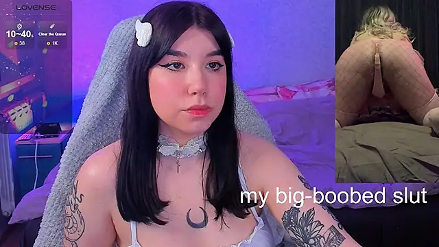 Snapshot of kellyharris chatting on 02/13/25, 06:15 kellyharris online show from 02/13/25, 06:15