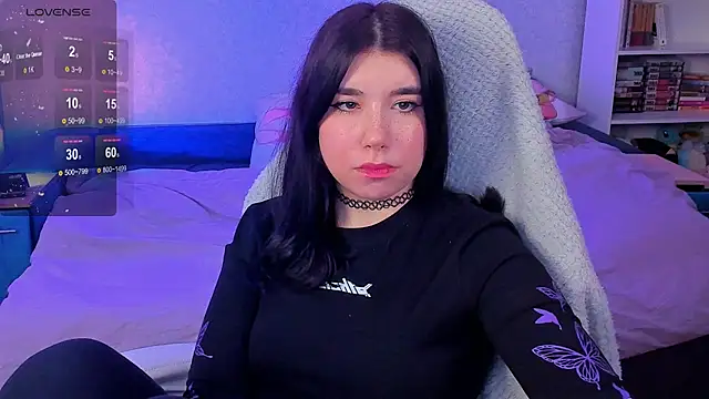 Snapshot of kellyharris chatting on 02/04/25, 05:01 kellyharris online show from 02/04/25, 05:01