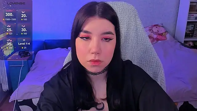 Snapshot of kellyharris chatting on 03/18/25, 02:28 kellyharris online show from 03/18/25, 02:28