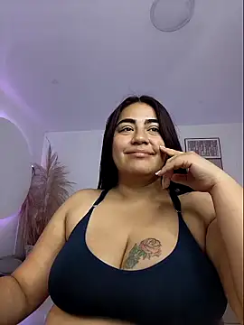 silvia lane online show from 10/10/25, 03:51