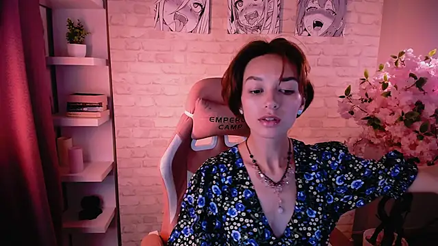 Snapshot of VivianLy_ chatting on 09/10/25, 11:09 VivianLy online show from 09/10/25, 11:09