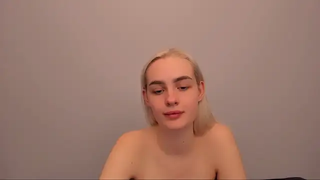 OliviaKisss online show from 01/14/26, 09:07
