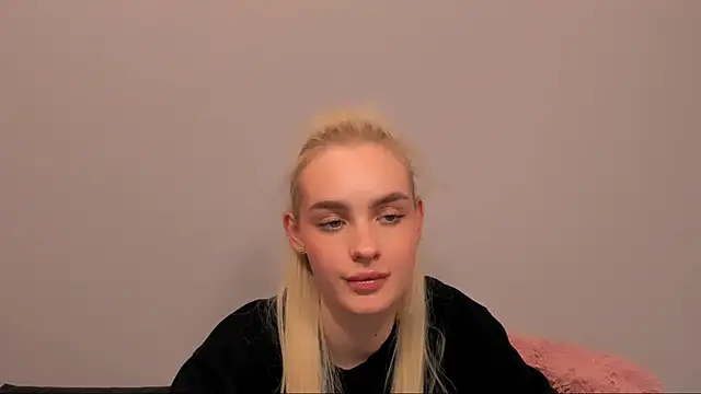 OliviaKisss online show from 02/21/26, 05:59