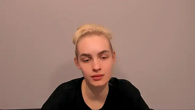 OliviaKisss online show from 02/22/26, 07:04