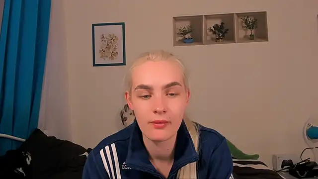 OliviaKisss online show from 06/02/26, 06:30