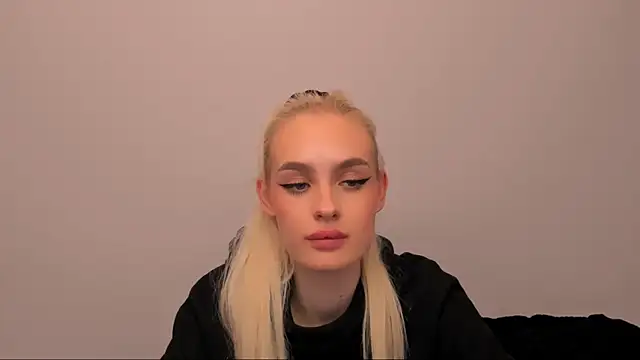 OliviaKisss online show from 02/11/26, 07:25