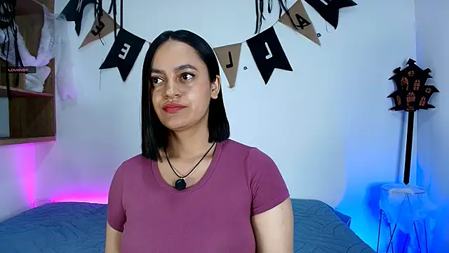 VICTORIABLACK xh online show from 10/12/25, 11:11