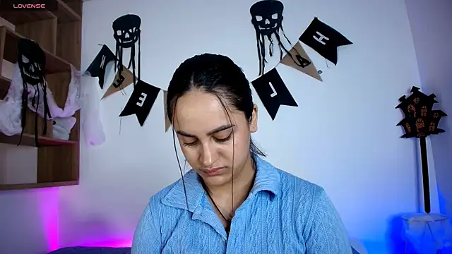 VICTORIABLACK xh online show from 10/11/25, 11:55
