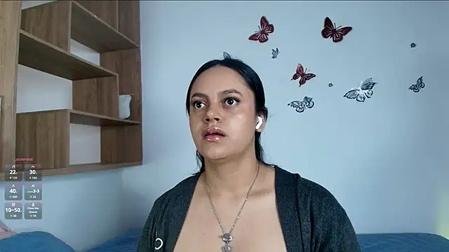 VICTORIABLACK xh online show from 12/22/25, 11:54