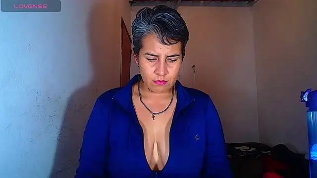 Snapshot of Yessi_rousse chatting on 07/14/26, 12:10 Yessi rousse online show from 07/14/26, 12:10