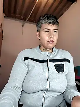 Yessi rousse online show from 04/11/26, 01:35