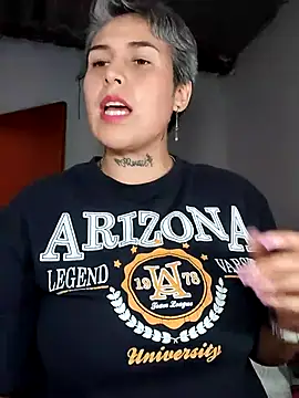 Snapshot of Yessi_rousse chatting on 06/11/26, 10:51 Yessi rousse online show from 06/11/26, 10:51
