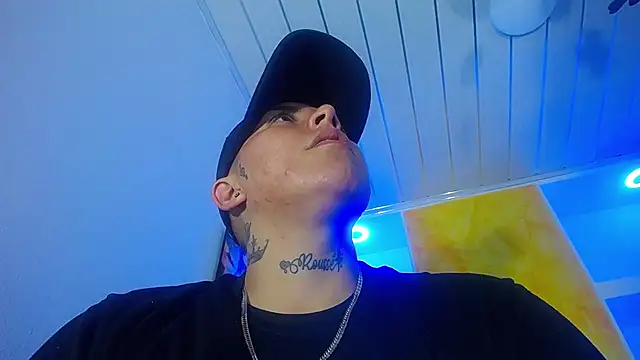 Yessi rousse online show from 03/21/25, 06:51