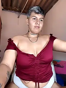 Yessi rousse online show from 04/09/26, 12:56