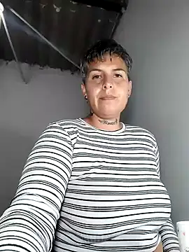 Yessi rousse online show from 03/03/26, 07:04