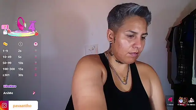 Yessi rousse online show from 10/23/25, 02:32