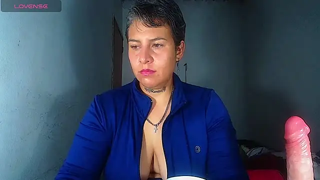 Snapshot of Yessi_rousse chatting on 07/12/26, 03:35 Yessi rousse online show from 07/12/26, 03:35